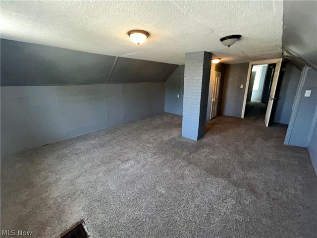 8910 Harris Avenue, Cleveland, OH 44104