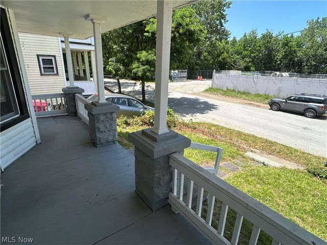 8910 Harris Avenue, Cleveland, OH 44104
