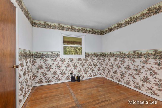 5890 N 3rd Street, Kalamazoo, MI 49009