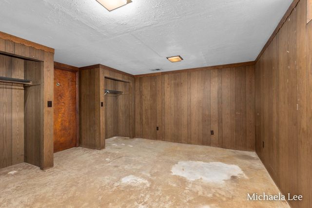 5890 N 3rd Street, Kalamazoo, MI 49009