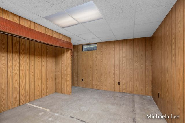 5890 N 3rd Street, Kalamazoo, MI 49009