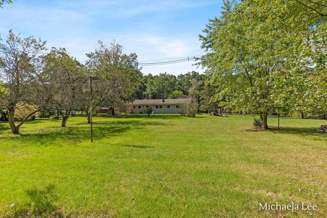 5890 N 3rd Street, Kalamazoo, MI 49009