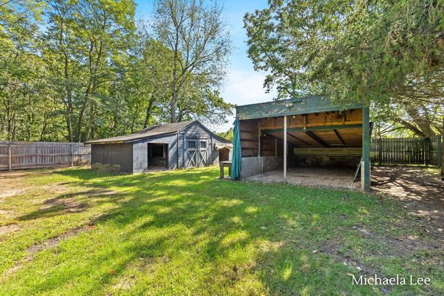 5890 N 3rd Street, Kalamazoo, MI 49009