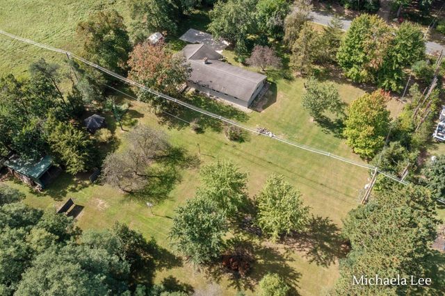 5890 N 3rd Street, Kalamazoo, MI 49009
