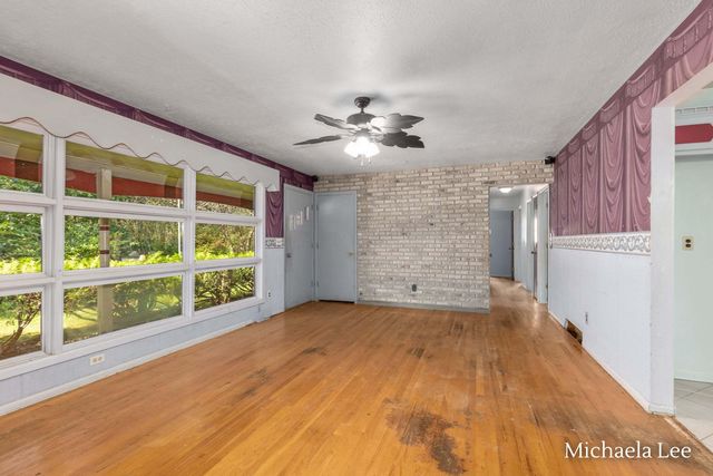 5890 N 3rd Street, Kalamazoo, MI 49009