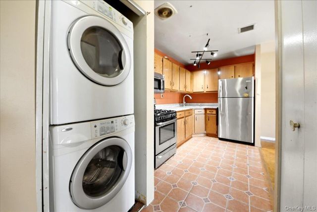916 Union Avenue B, Bronx, NY 10459
