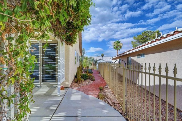 4935 Cedar Lawn Way, Las Vegas, NV 89130