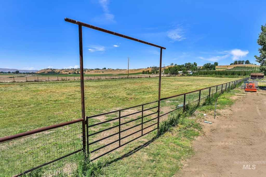 27114 Lower Pleasant Ridge, Wilder, ID 83676 photo 30