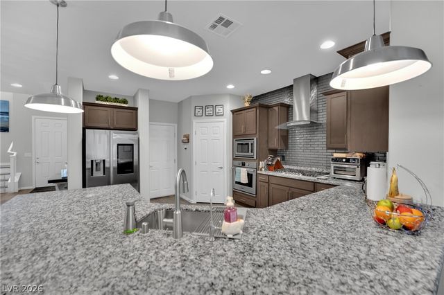 3326 Faywood Springs Avenue, Las Vegas, NV 89141