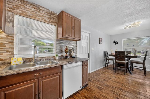 1241 DEEROCK DRIVE, Orlando, FL 32811