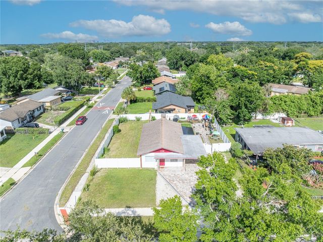 1241 DEEROCK DRIVE, Orlando, FL 32811