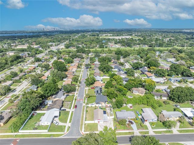 1241 DEEROCK DRIVE, Orlando, FL 32811