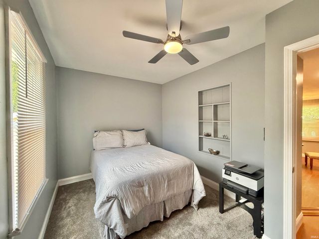 516 E Mill Road, Evansville, IN 47711