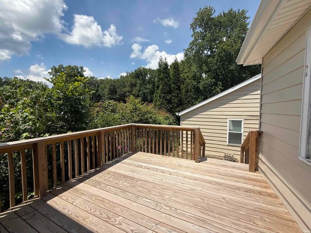 516 E Mill Road, Evansville, IN 47711
