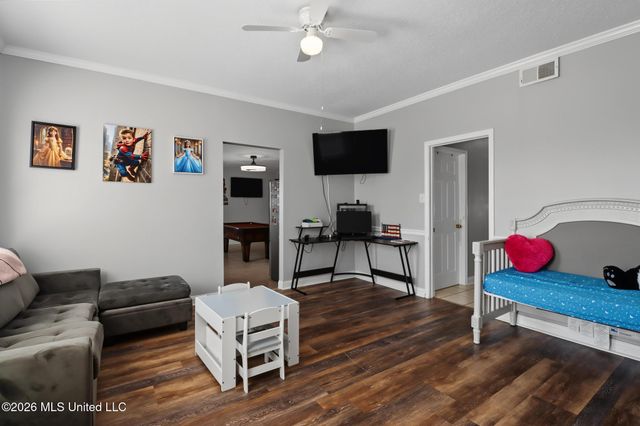 915 Wildwood Lane, Biloxi, MS 39532