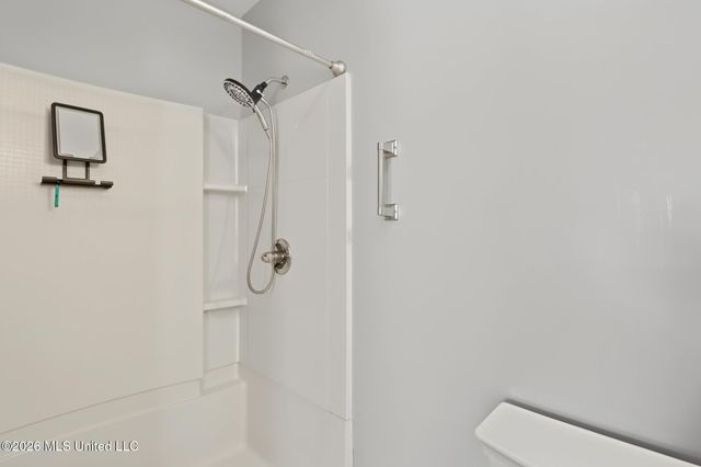915 Wildwood Lane, Biloxi, MS 39532