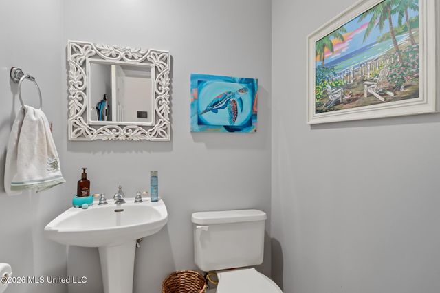 915 Wildwood Lane, Biloxi, MS 39532