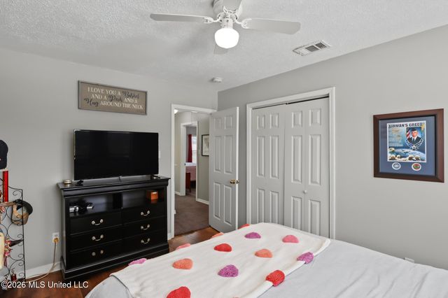 915 Wildwood Lane, Biloxi, MS 39532
