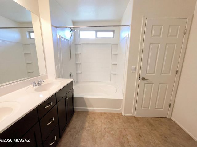 11600 W Granville Drive, Marana, AZ 85653