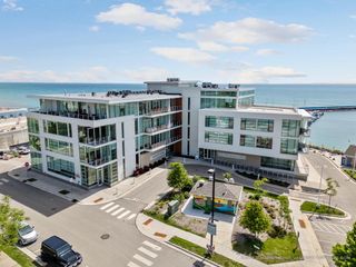 324 N Lake STREET #204, Port Washington, WI 53074
