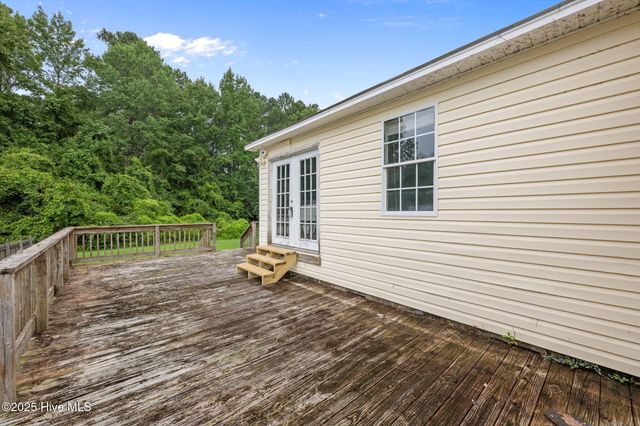 107 Luke Court, New Bern, NC 28560