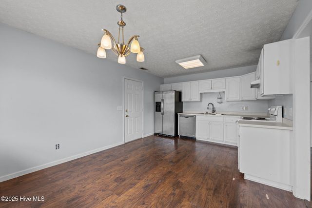 107 Luke Court, New Bern, NC 28560