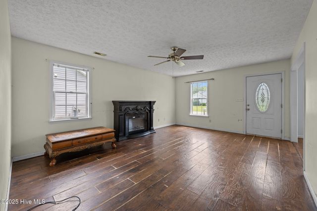 107 Luke Court, New Bern, NC 28560