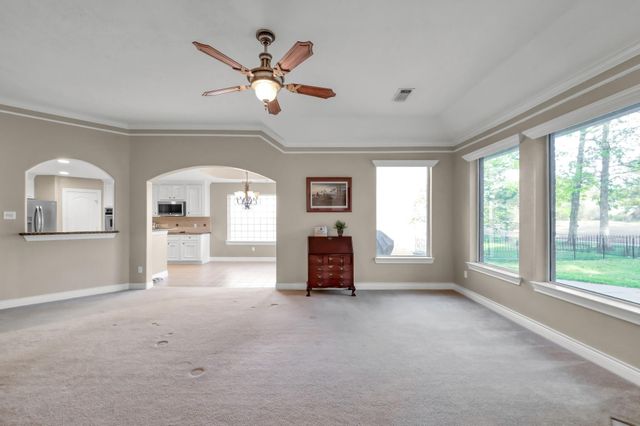 40 Laguna Road, Montgomery, TX 77356