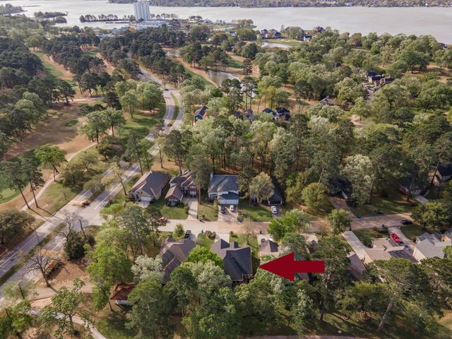 40 Laguna Road, Montgomery, TX 77356