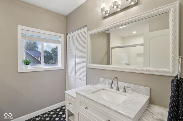 3237 N Arsenal Avenue, Indianapolis, IN 46218