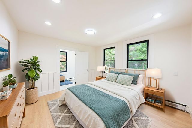 219 Redding Road, Redding, CT 06896