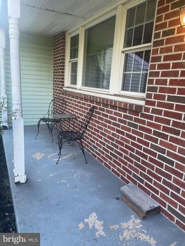 752 GORDON DR, Yardley, PA 19067