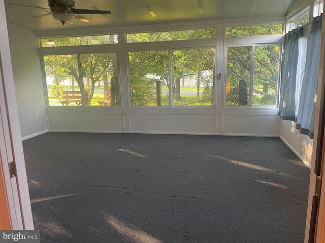 752 GORDON DR, Yardley, PA 19067