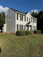 1124 Lovey Ln, Alberta, VA 23231