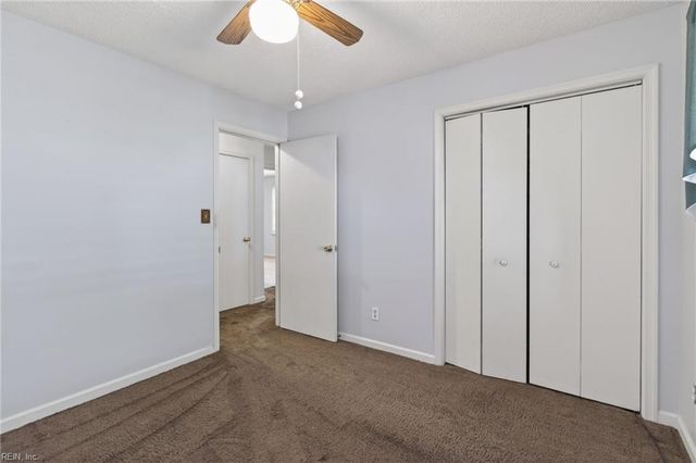 207 Oakwood Ln, Smithfield, VA 23430
