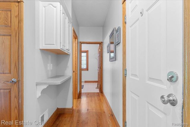 4261 Brest Road, Frenchtown Township, MI 48166