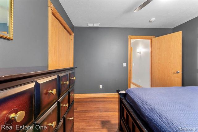 4261 Brest Road, Frenchtown Township, MI 48166