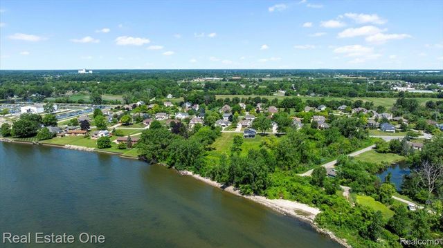 4261 Brest Road, Frenchtown Township, MI 48166