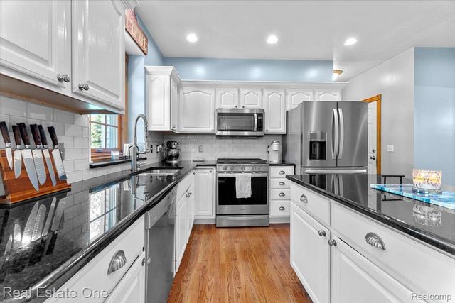 4261 Brest Road, Frenchtown Township, MI 48166