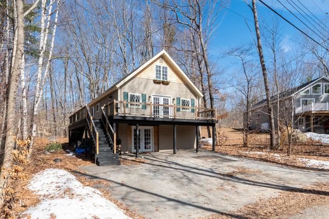 50 Mountain View Drive, Moultonborough, NH 03254