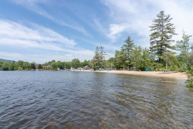 50 Mountain View Drive, Moultonborough, NH 03254