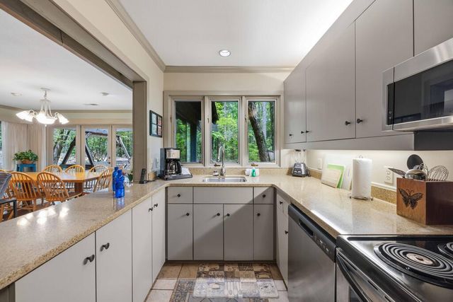 1401 Falls Creek Lane, Pine Mountain, GA 31822
