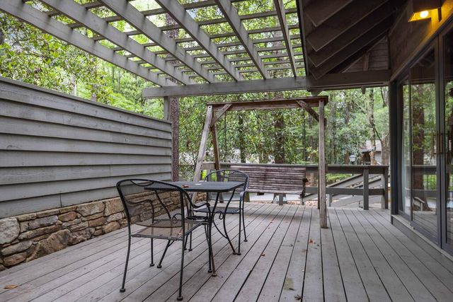 1401 Falls Creek Lane, Pine Mountain, GA 31822