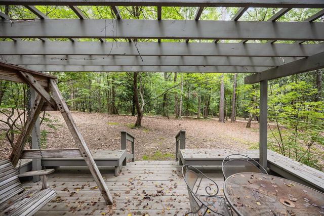 1401 Falls Creek Lane, Pine Mountain, GA 31822