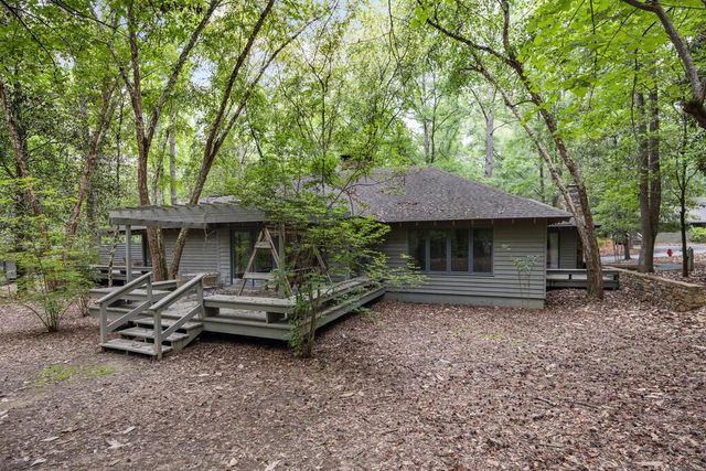 1401 Falls Creek Lane, Pine Mountain, GA 31822