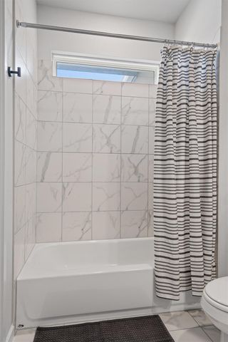 605 W South ST 32, Leander, TX 78641