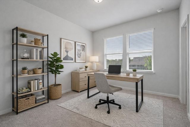 605 W South ST 32, Leander, TX 78641