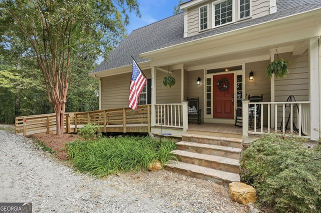 907 Rainbow Circle, Cleveland, GA 30528