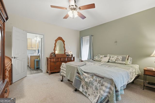 907 Rainbow Circle, Cleveland, GA 30528
