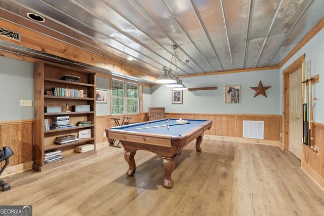 907 Rainbow Circle, Cleveland, GA 30528